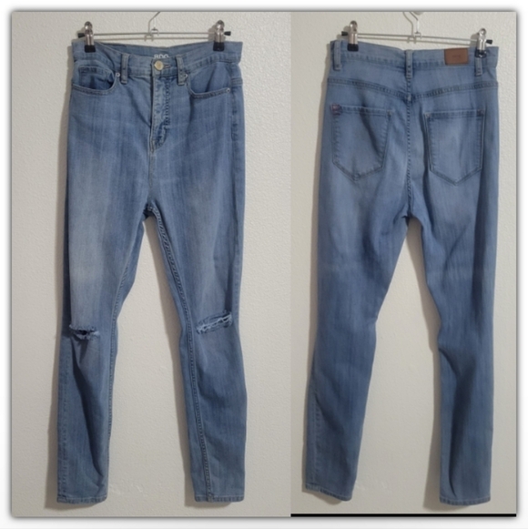 BDG Super High rise twig jeans with distressing size 28 - Picture 13 of 13